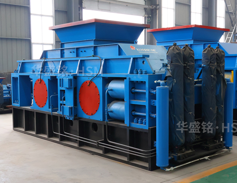 什么設(shè)備可破碎可制砂？新型對(duì)輥制砂機(jī)多少錢一臺(tái)？