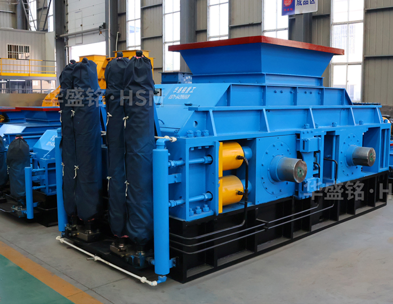 鵝卵石能否制成沙子呢？1510液壓對(duì)輥式制砂機(jī)怎么樣?