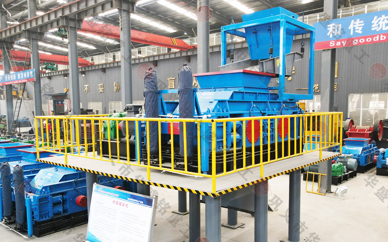 投資一條日產(chǎn)1600噸石料制砂機(jī)生產(chǎn)線(xiàn)要多少錢(qián)