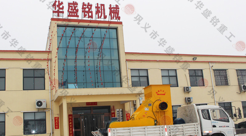 磚廠用粉碎機(jī)裝車(chē)發(fā)往福建龍巖